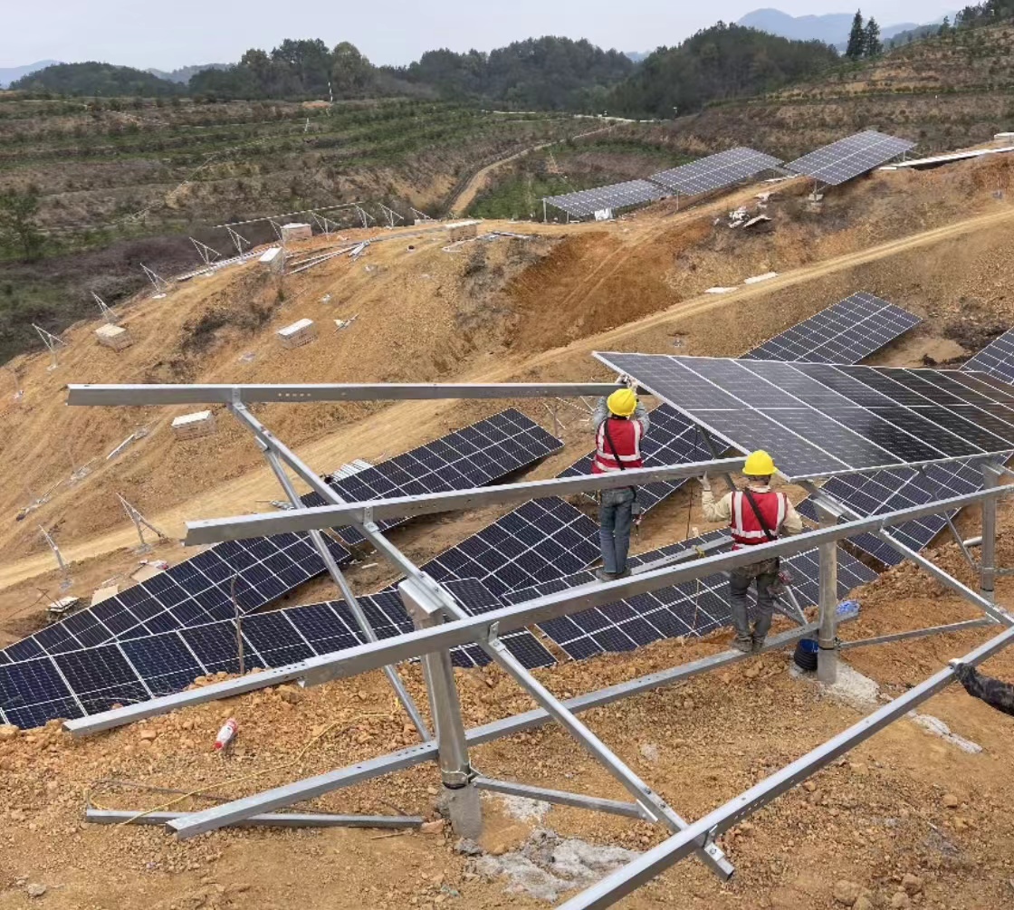 地面安装是太阳能支架